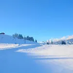 Holiday home Ski-in Ski-out Maiskogel 